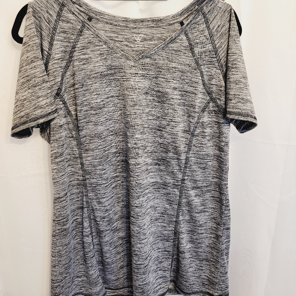 Lane Bryant LIVI 10/12, gray, workout shirt